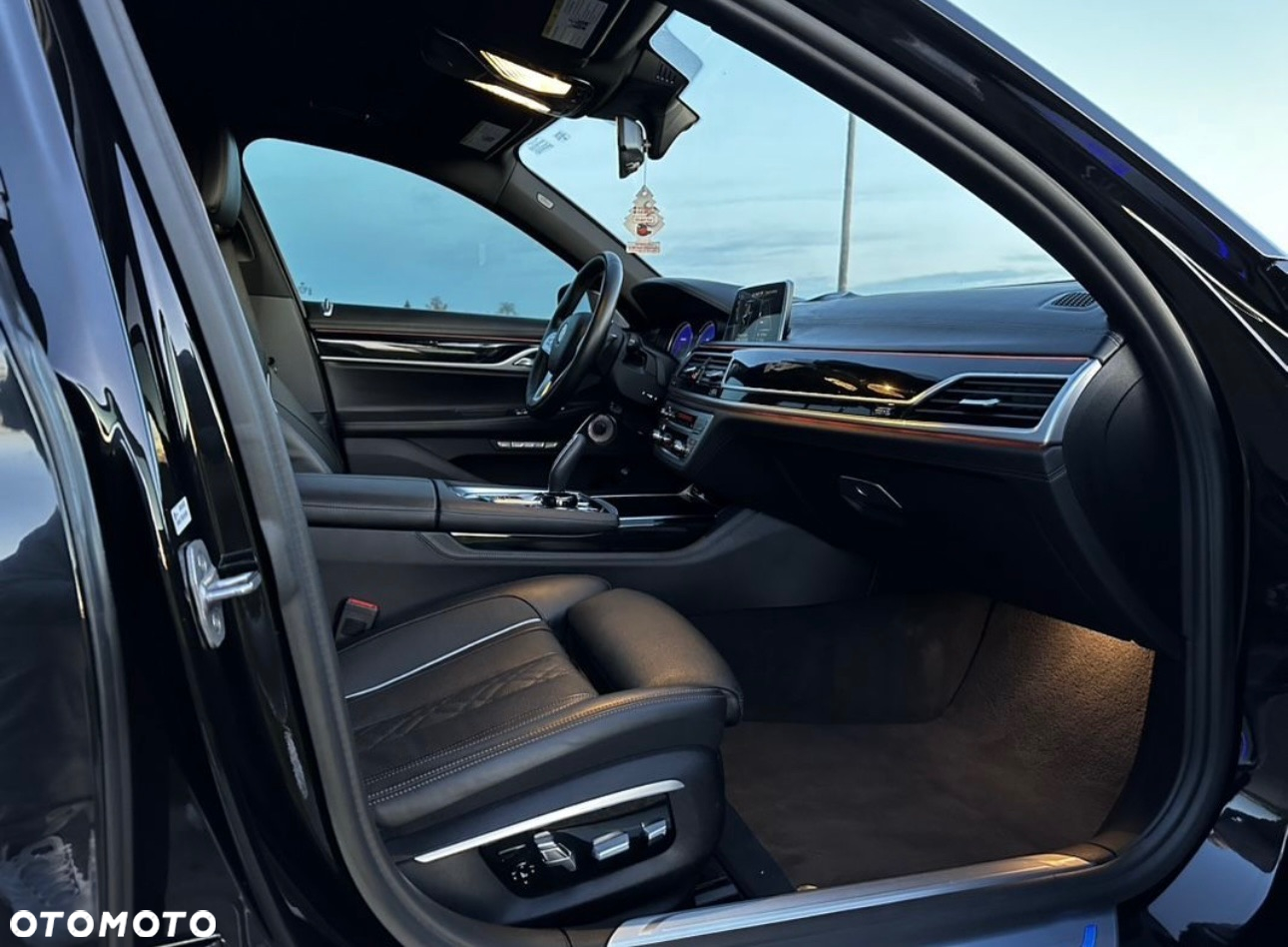 BMW-ALPINA B7 Biturbo - 15