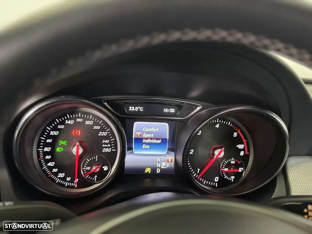 Mercedes-Benz CLA 180 d Urban Aut. - 23