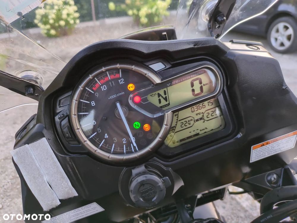 Suzuki V-STROM - 3