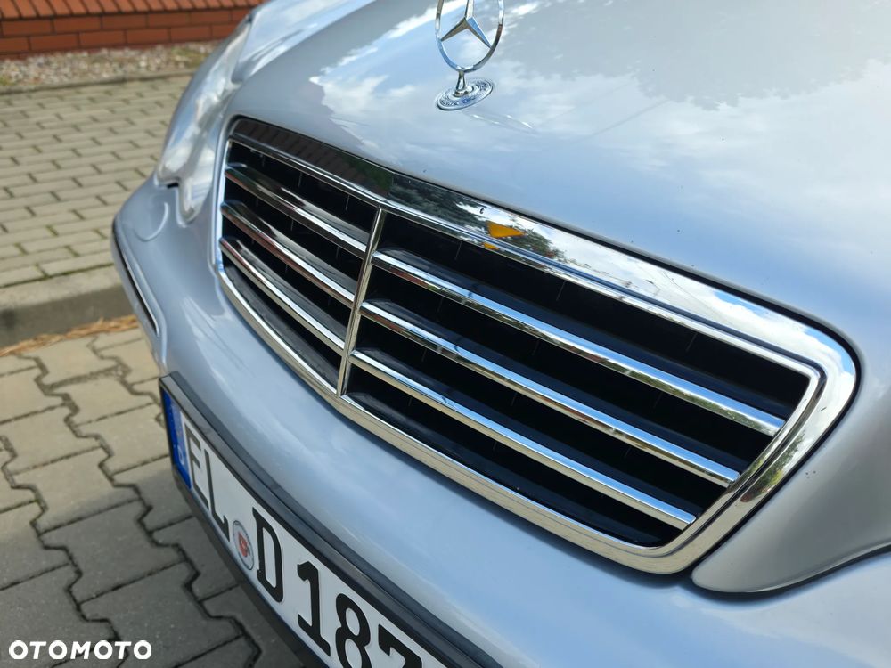 Mercedes-Benz C-Class 2006 photo 5