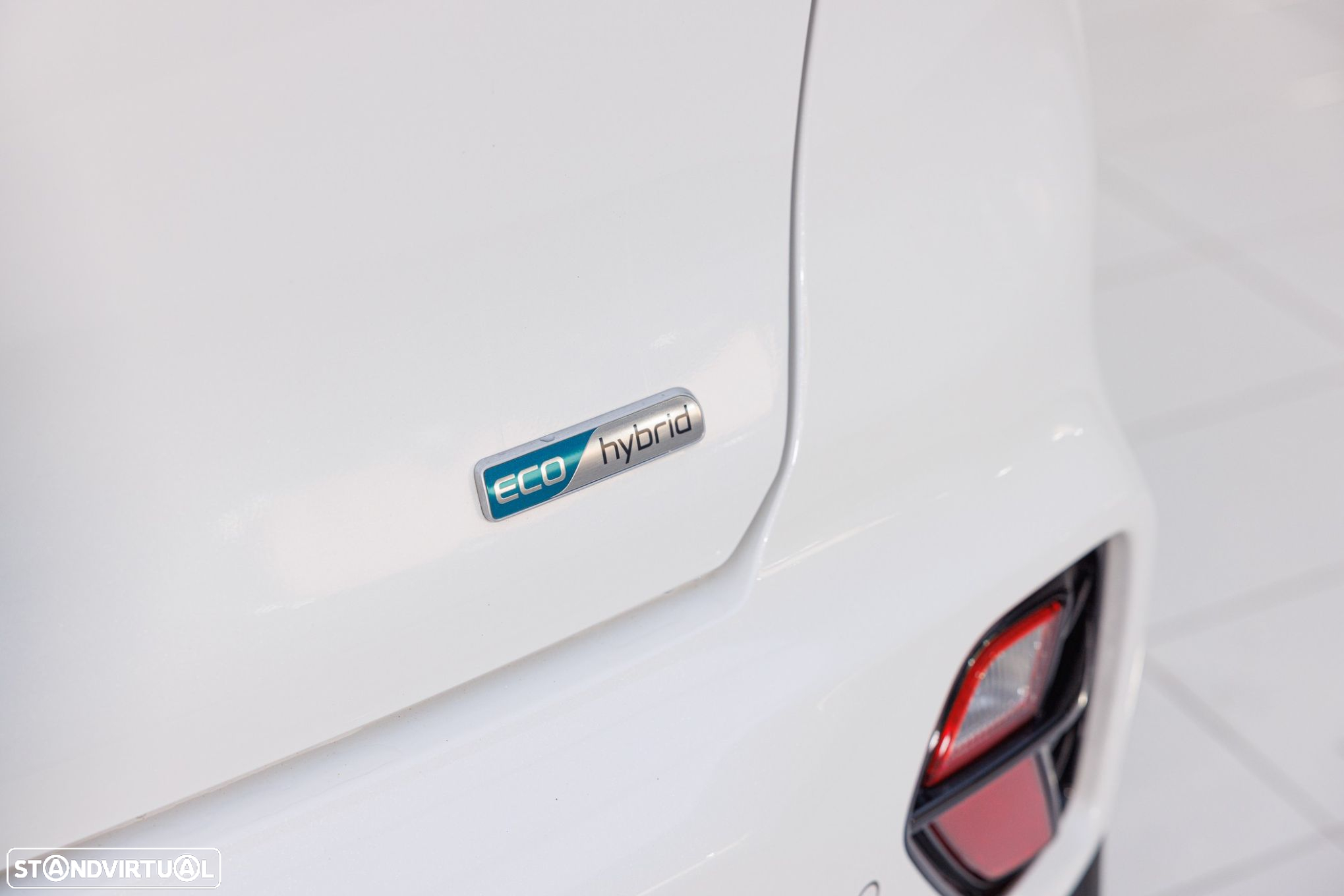 Kia Niro 1.6 GDi HEV Urban - 17
