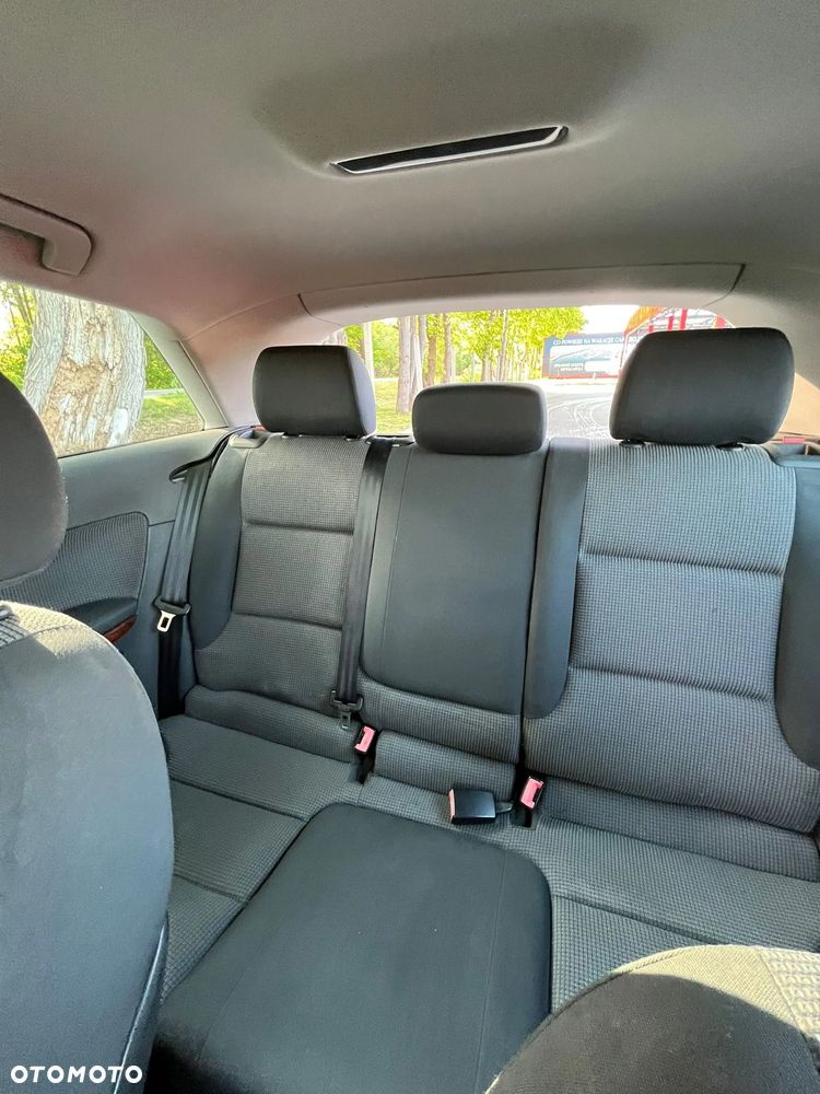 Audi A3 3-drzwiowe 2.0 TDI Ambiente - 15