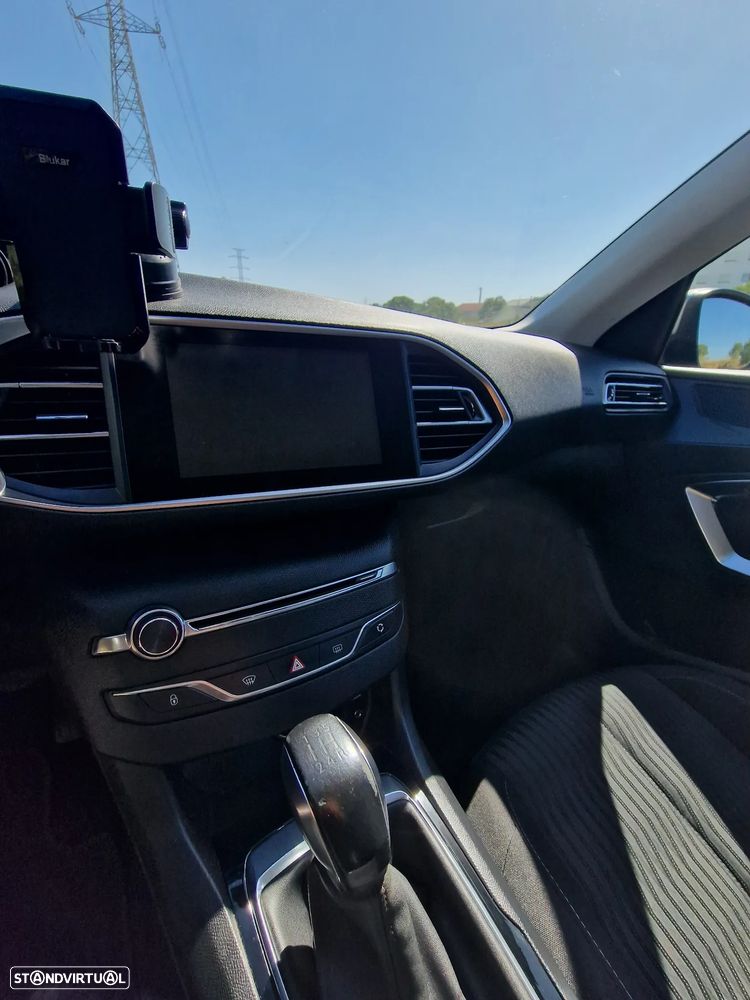 Peugeot 308 1.6 HDi Active - 14