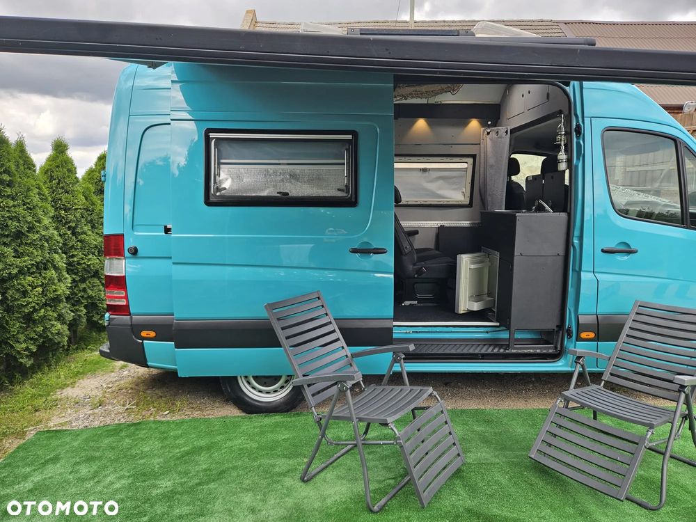 Mercedes-Benz Sprinter Camper - 6