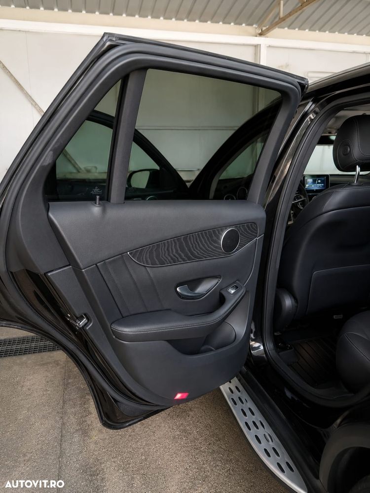 Mercedes-Benz GLC - 2