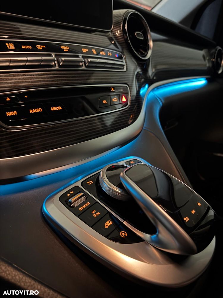 Mercedes-Benz V - 15