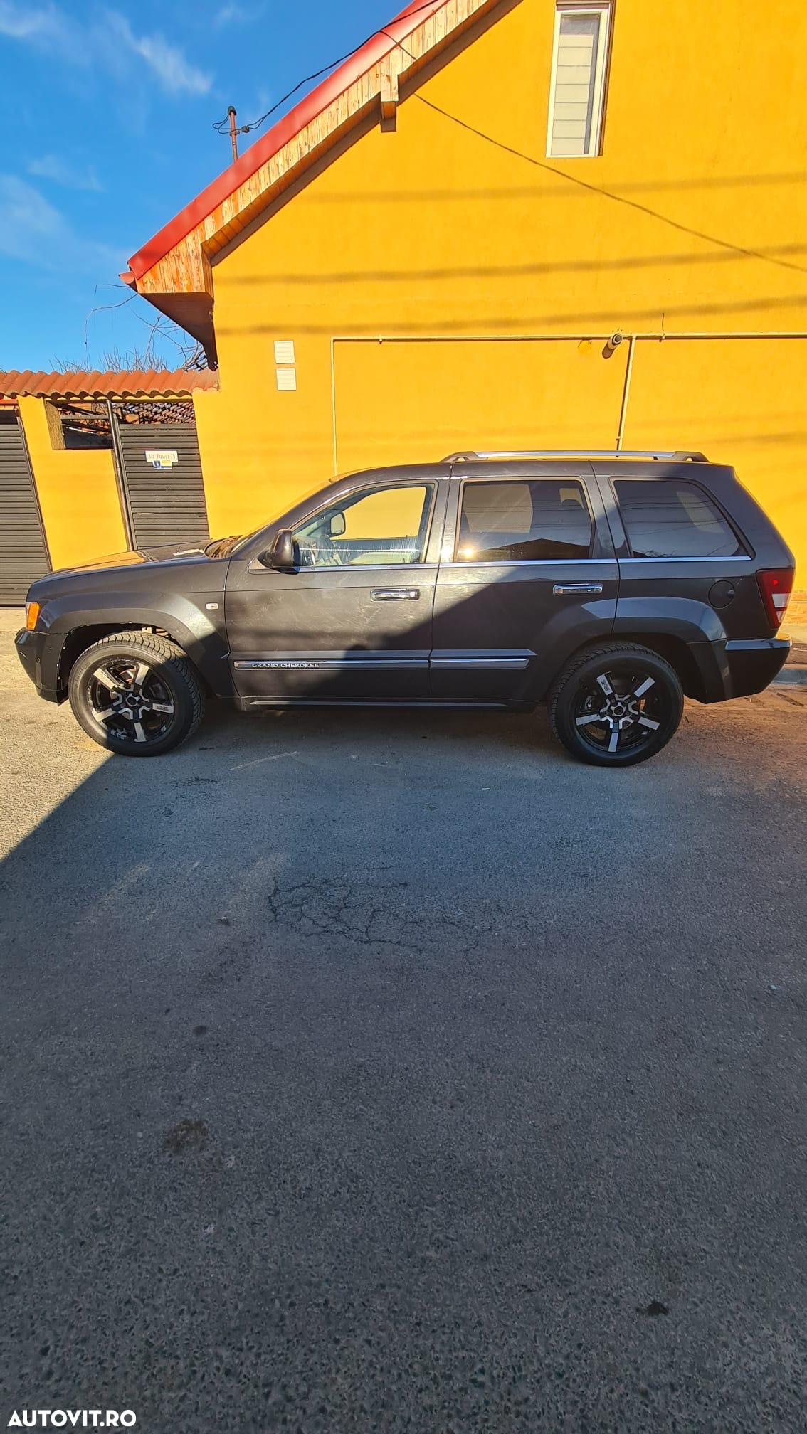 Jeep Grand Cherokee - 4