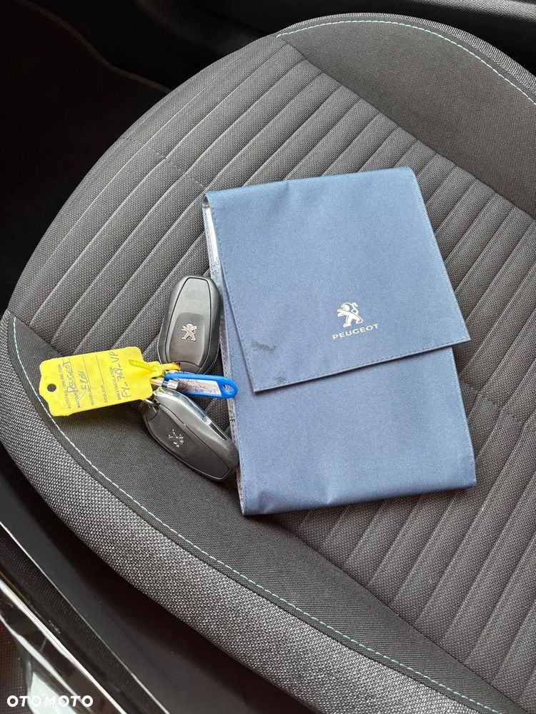 Peugeot 208 e-208 50kWh GT - 27