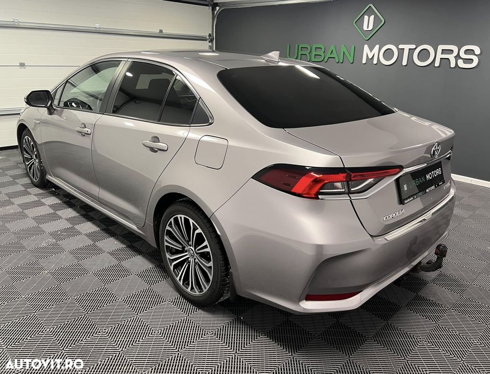 Toyota Corolla 1.8 Hybrid Comfort - 10