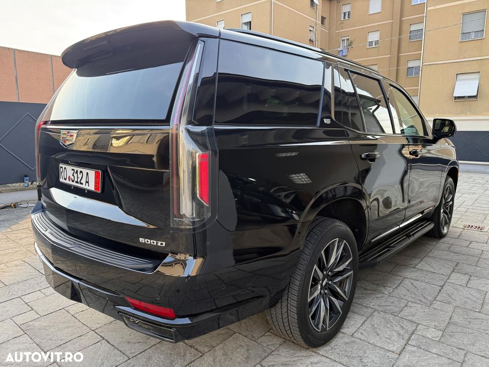 Cadillac Escalade - 14
