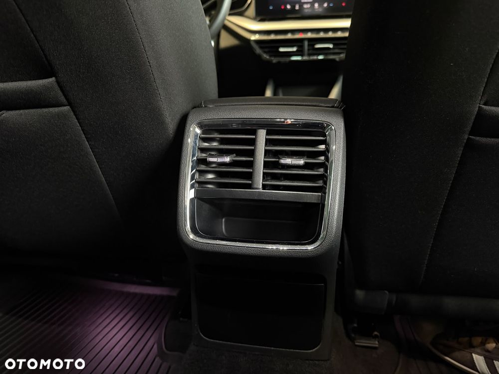 Skoda Octavia 2.0 TSI 4x4 Style DSG - 27