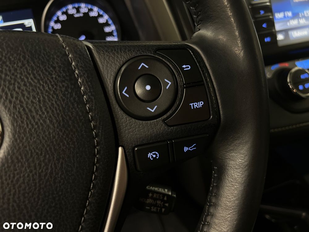 Toyota RAV4 2.0 Premium 4x4 MS - 34