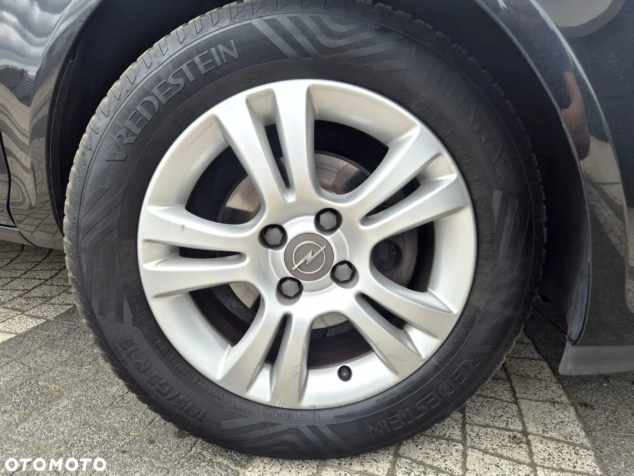 Opel Corsa 1.4 16V 150 Jahre - 35