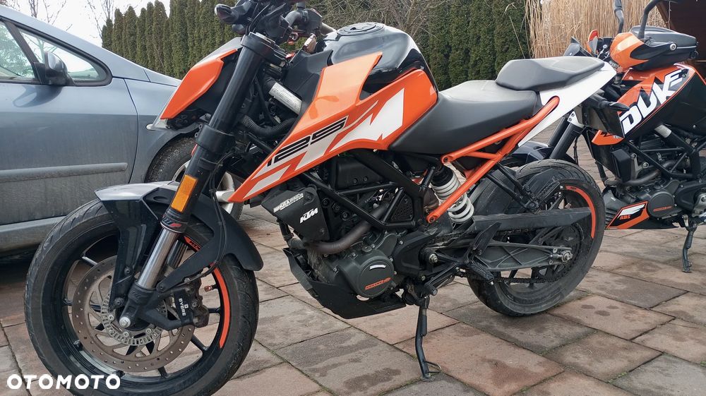 KTM Duke - 19