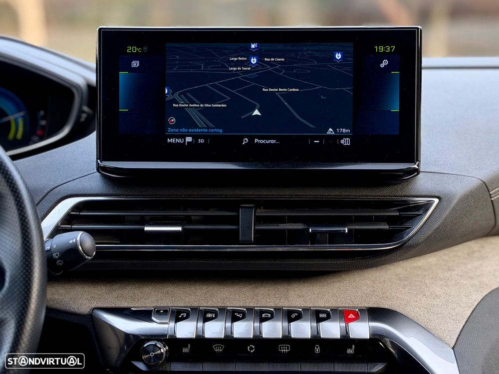 Peugeot 3008 1.6 Hybrid4 GT Pack e-EAT8 - 24