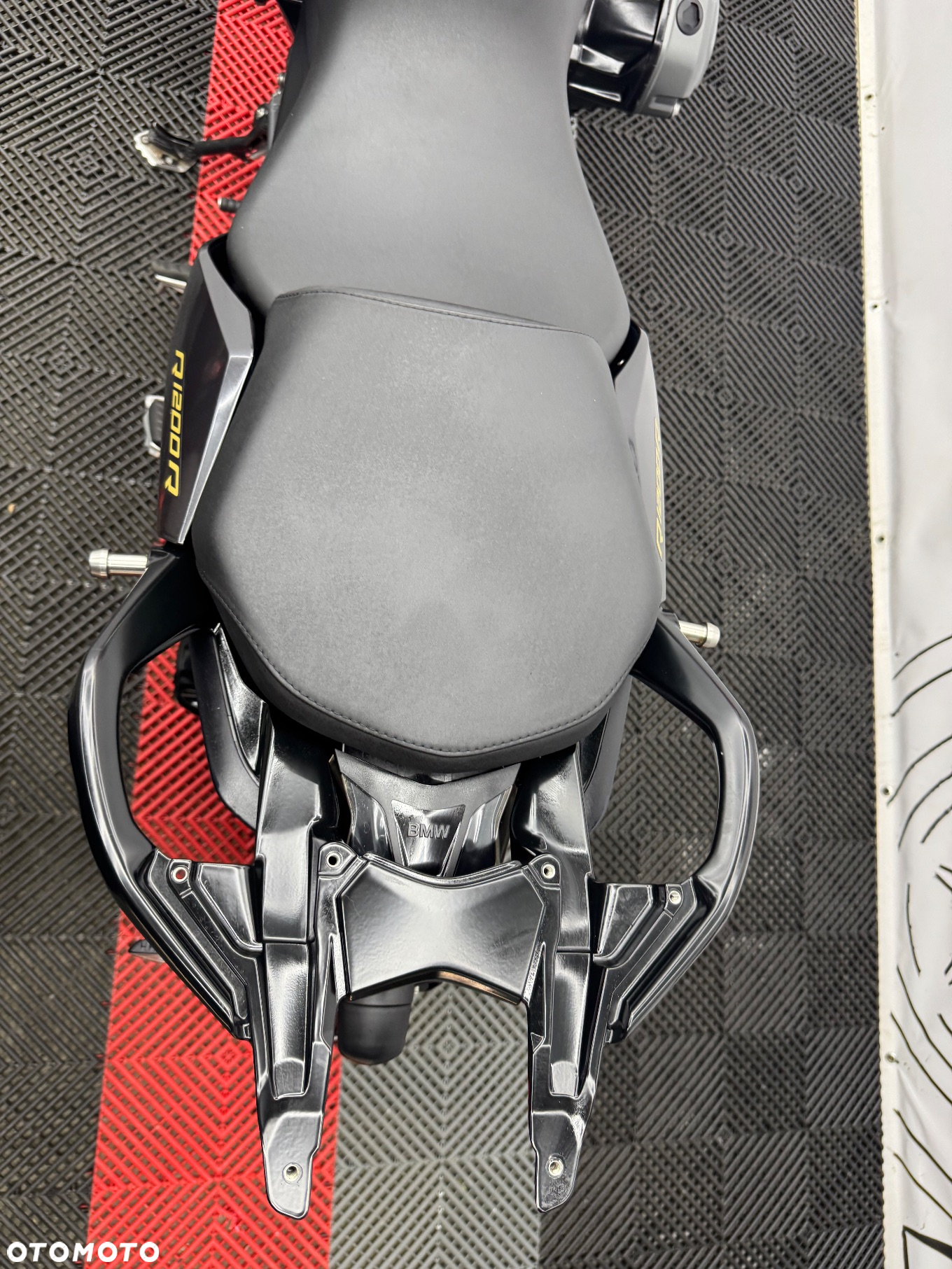 BMW R - 24