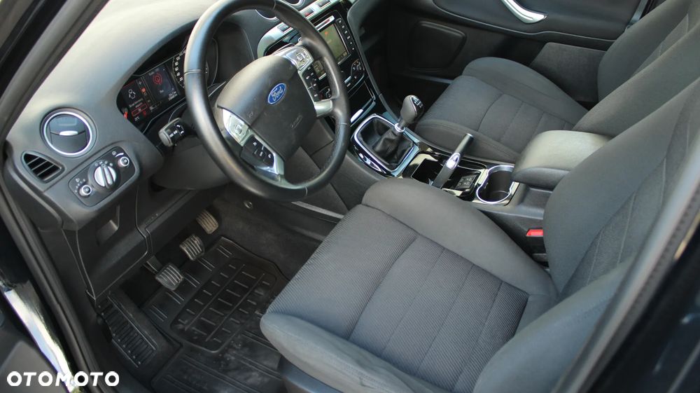 Ford S-Max 2.0 TDCi Titanium - 35