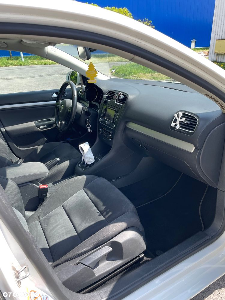 Volkswagen Golf VI 2.0 TDI Comfortline - 8