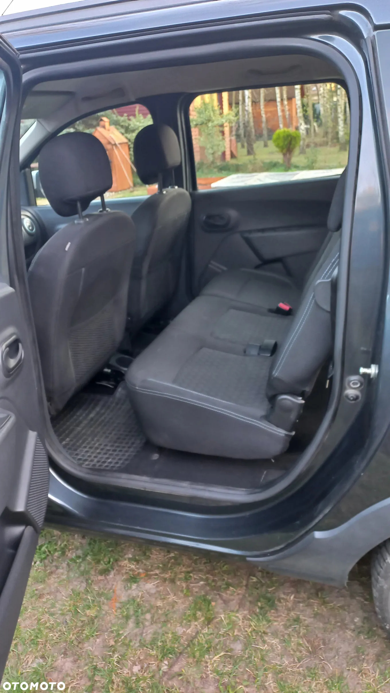 Dacia Lodgy 1.2 TCe Stepway - 5
