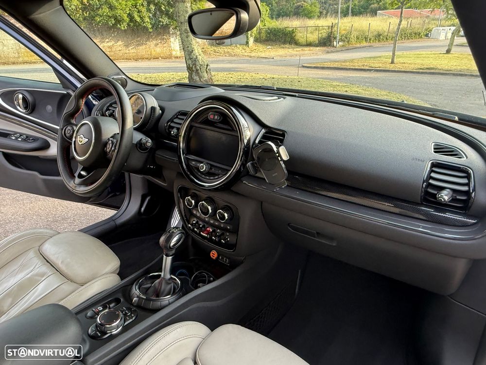 MINI Clubman Cooper SD ALL4 Auto Desportiva - 20