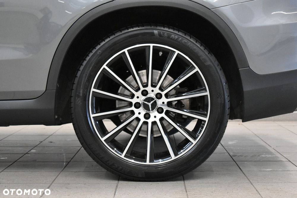Mercedes-Benz GLC - 7