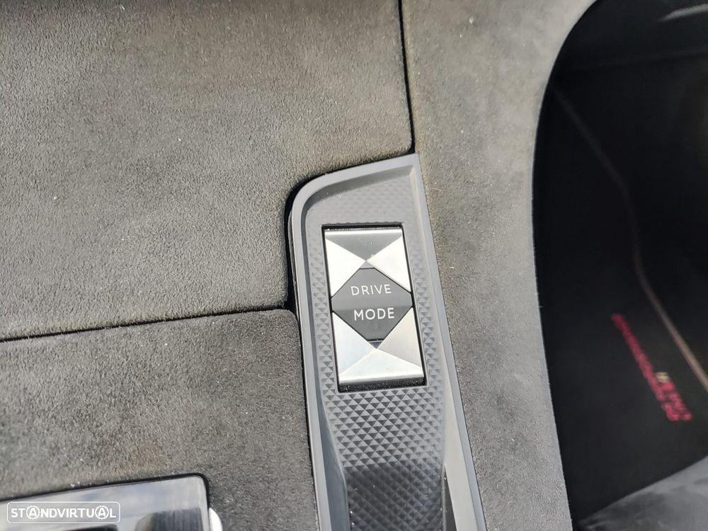 DS DS7 Crossback E-Tense Performance Line EAT8 - 44