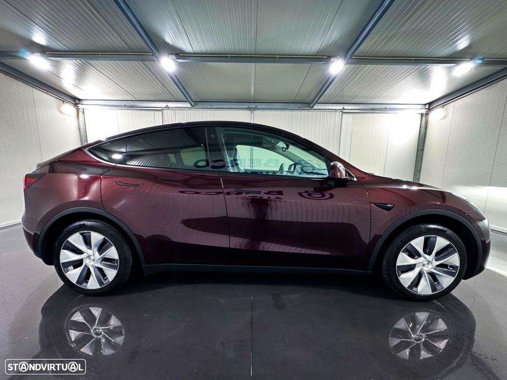 Tesla Model Y Long Range RWD - 12