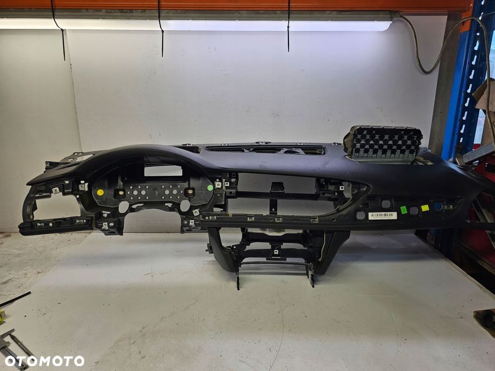 DESKA KOKPIT KONSOLA AUDI A6 C7 HEAD UP - 1