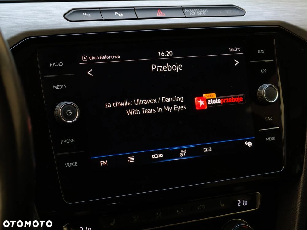 Volkswagen Arteon 2.0 TSI Essence DSG - 24