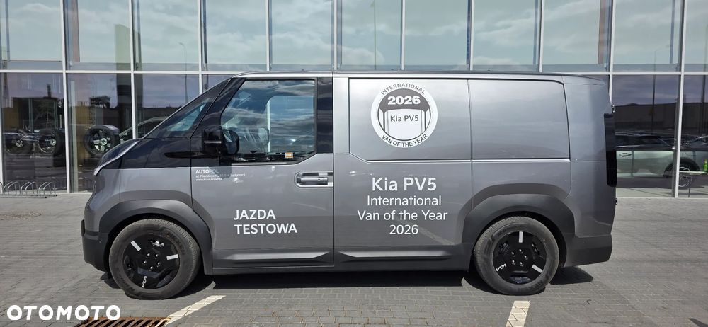 Kia PV5 - 12