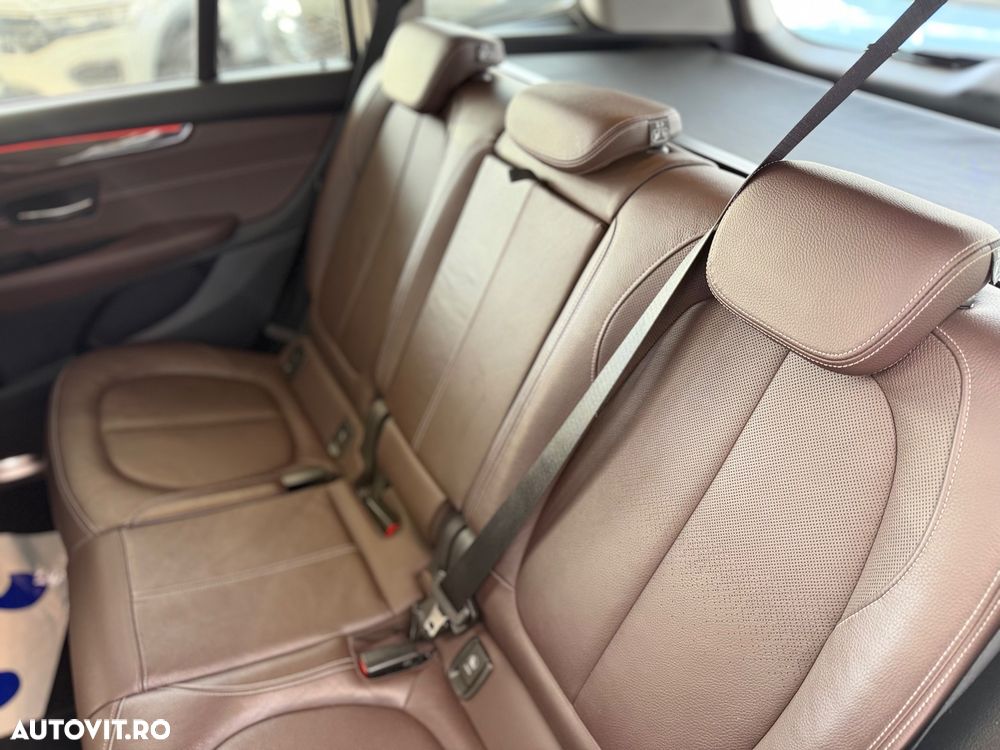 BMW Seria 2 218d Aut. Luxury Line - 36