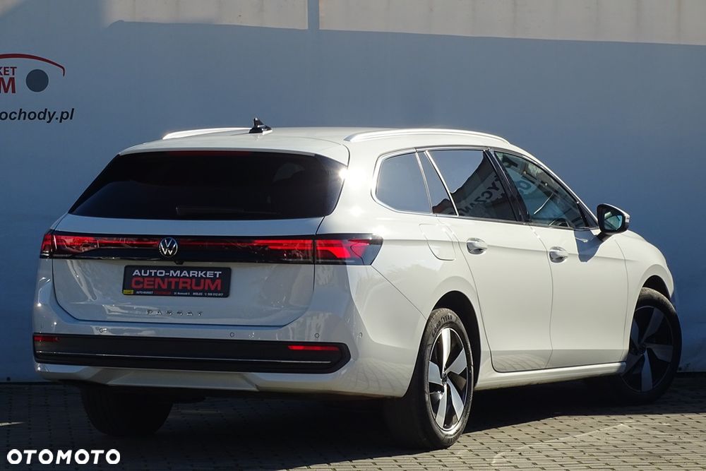 Volkswagen Passat 2.0 TDI SCR Style DSG - 10