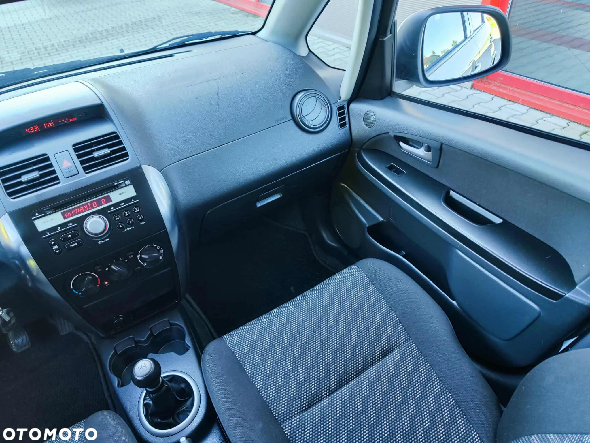 Suzuki SX4 1.6 Premium Outdoor - 19