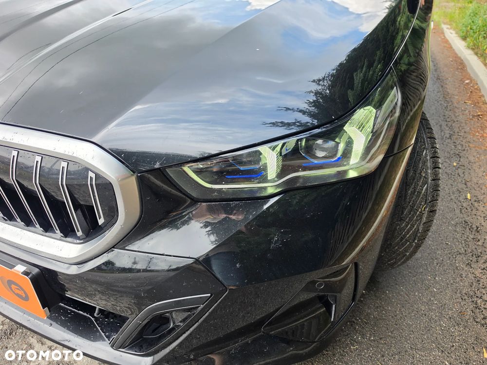 BMW Seria 5 520d mHEV M Sport - 6