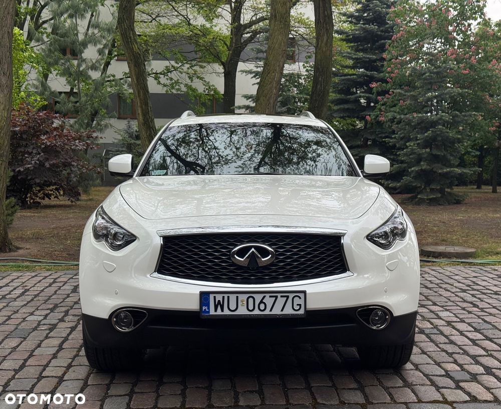 Infiniti Q70 3.7 S Premium - 2