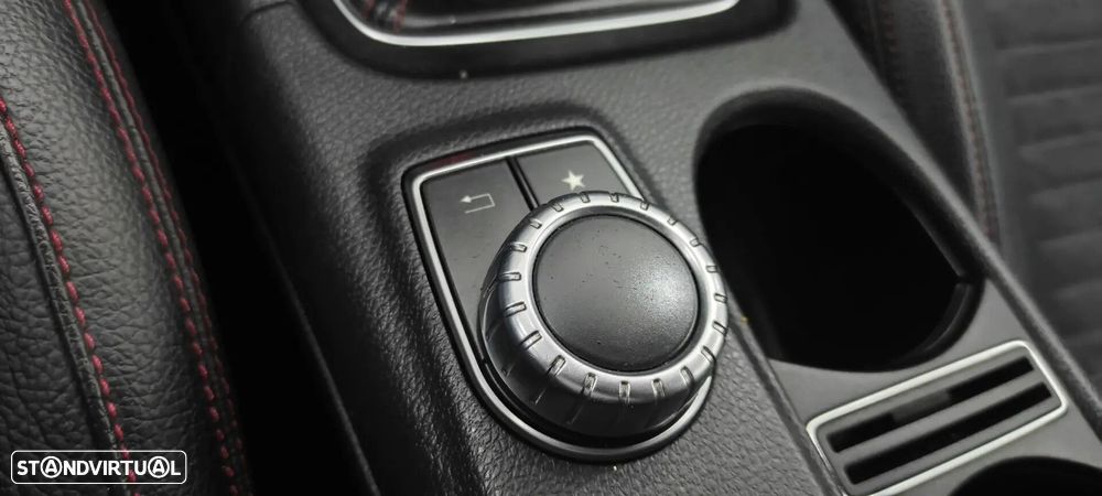 Mercedes-Benz CLA 180 d Shooting Brake AMG Line - 36