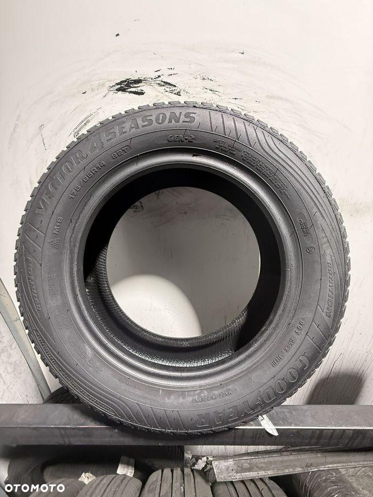Opony całoroczne Goodyear 175/65 R14 2szt #W3854 Bieżnik Kierunkowy V - 4