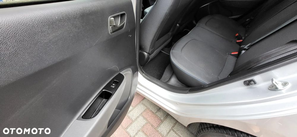 Hyundai i10 1.0 GO+ - 16