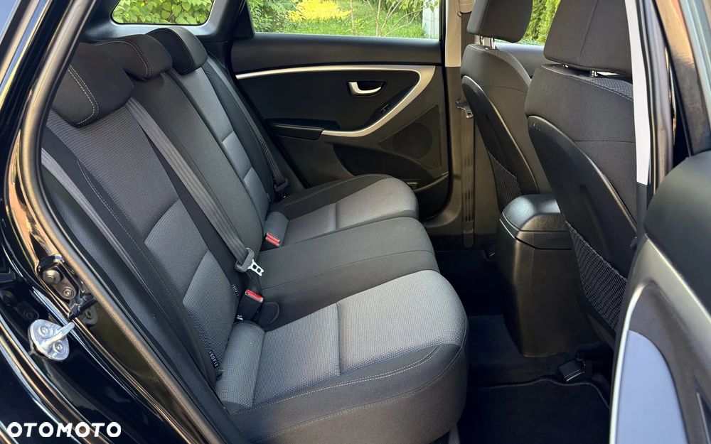 Hyundai i30 1.4 Premium - 18