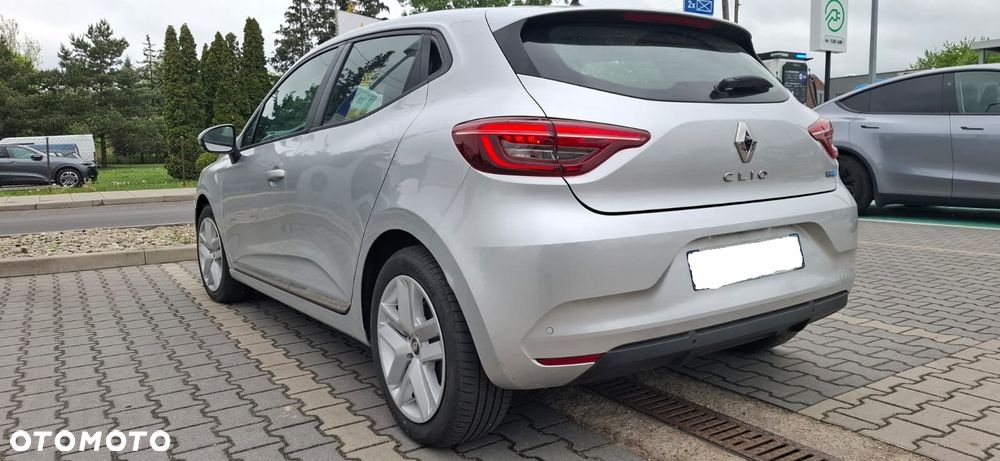 Renault Clio E-TECH 140 ZEN - 4