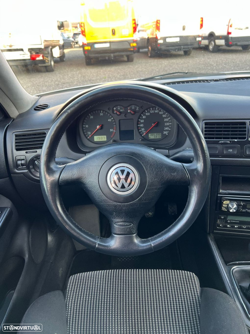 VW Bora 1.9 TDi Highline - 8