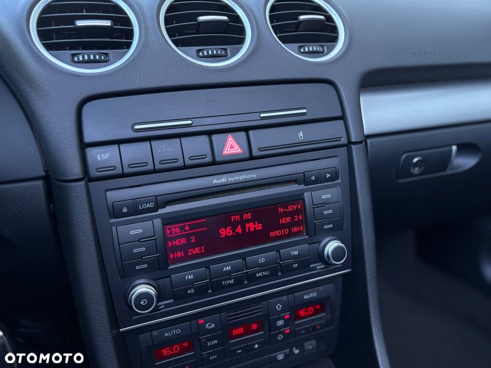 Audi A4 Cabrio 1.8T - 22