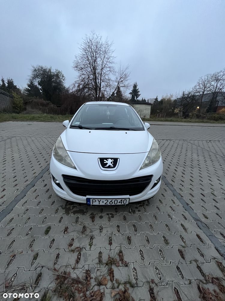 Peugeot 207 - 2