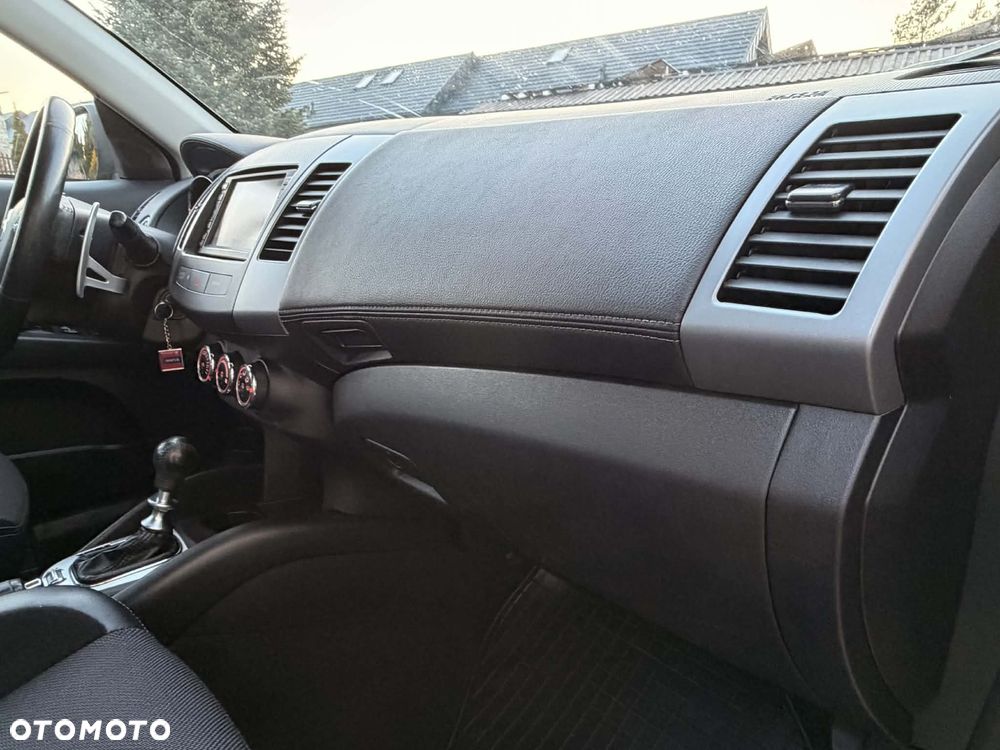 Citroën C-Crosser - 17