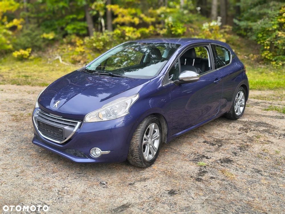 Peugeot 208 - 2