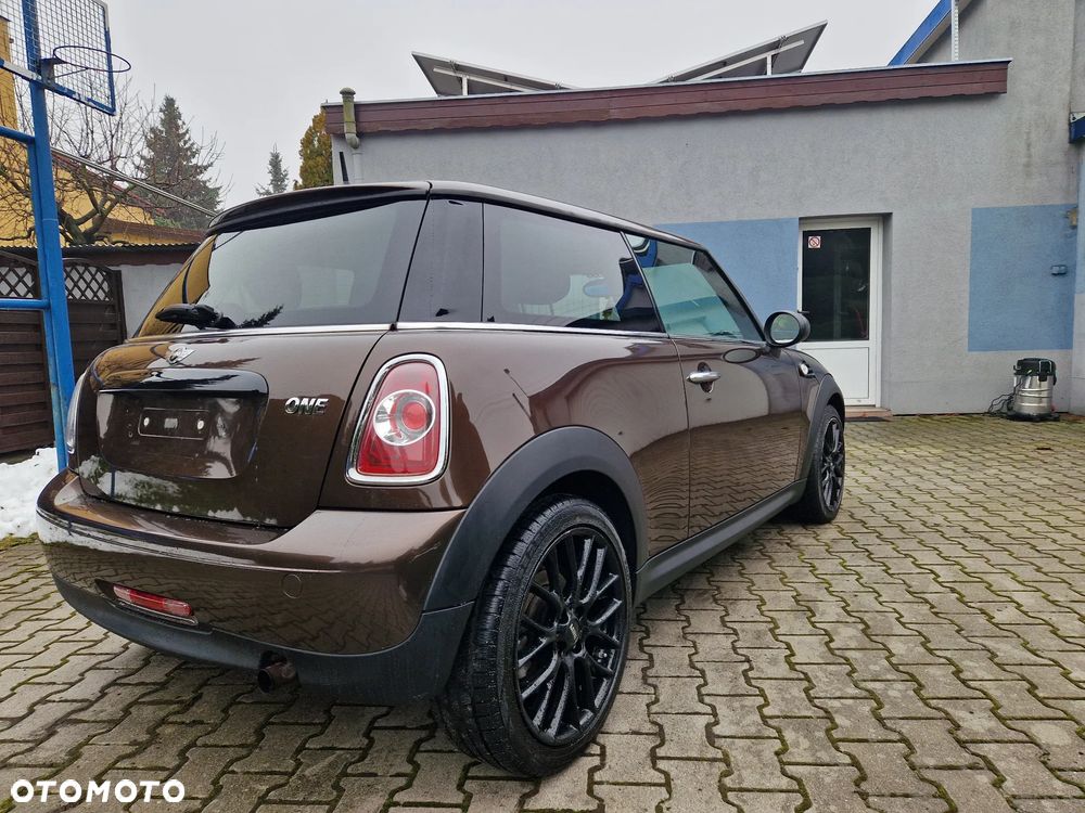 MINI ONE Minimalism - 2