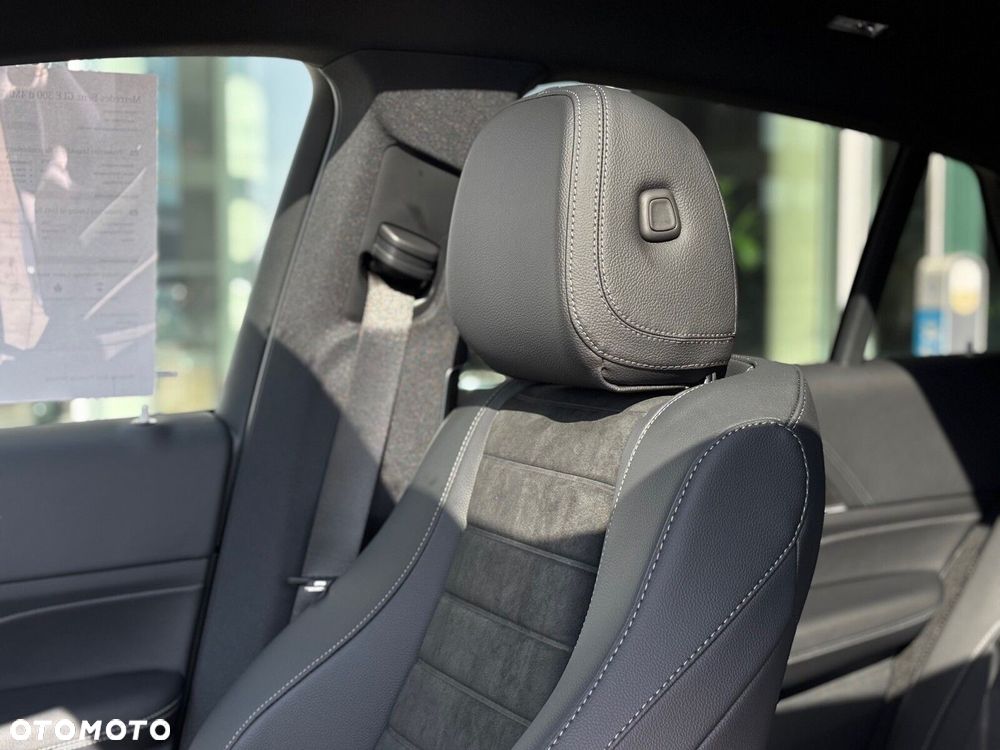 Mercedes-Benz GLE - 10