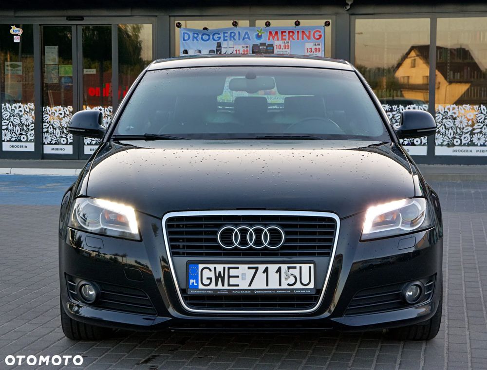 Audi A3 Sportback 1.4 TFSI S line Sportpaket - 2