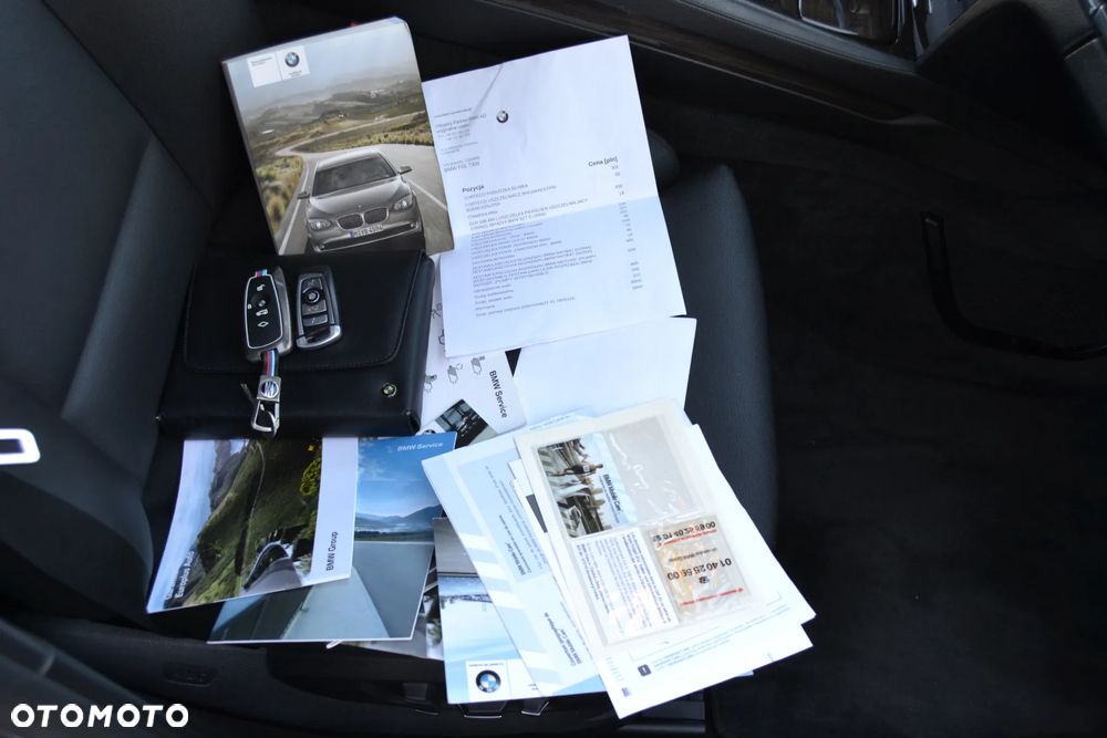 BMW Seria 7 730d - 32
