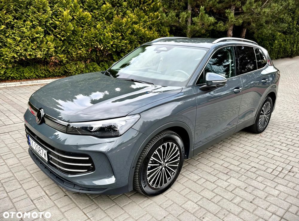 Volkswagen Tiguan 1.5 eTSI Elegance DSG - 2